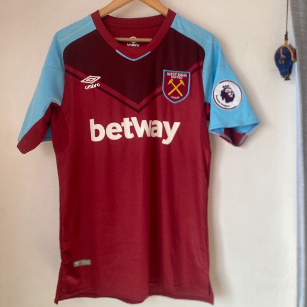 Umbro L West Ham United 2017/18 Chicharito 17 Jersey